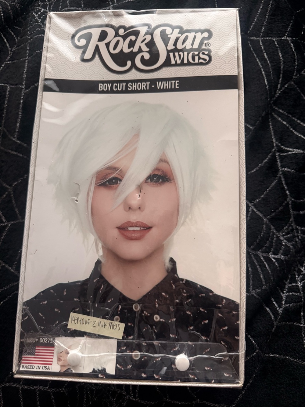 Halloween costume wig short blond white